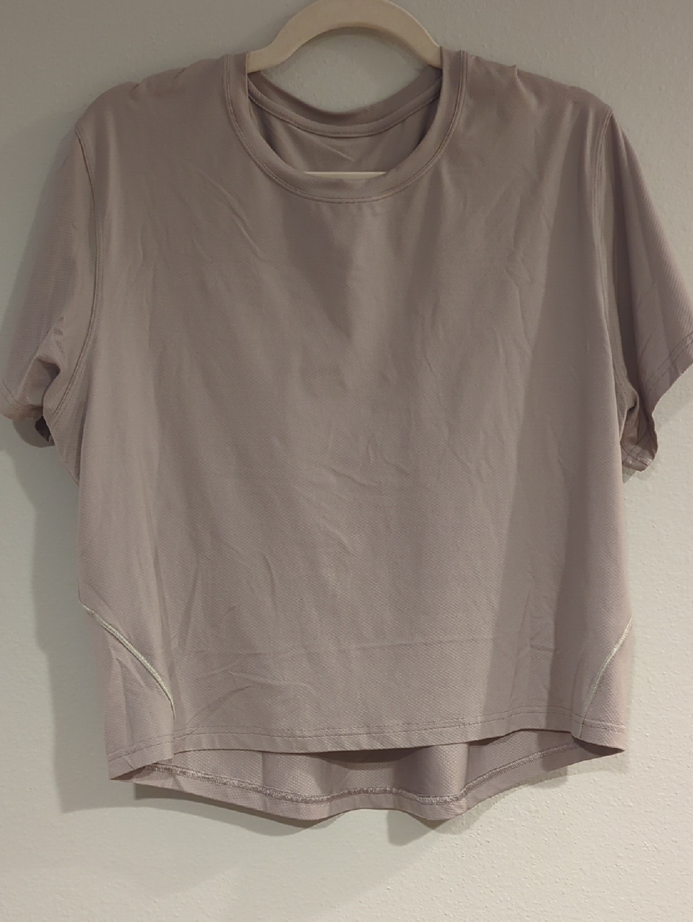 Lululemon Tee